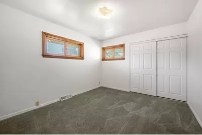 7719 W Winfield Ave, Milwaukee, WI 53218 - Photo 14