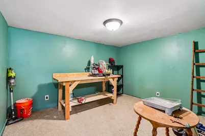1049 S Glencrest Ct, Saukville, WI 53080 - Photo 34
