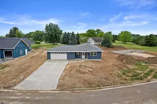 120 Ervalice Ct, Random Lake, WI 53075 - Photo 32