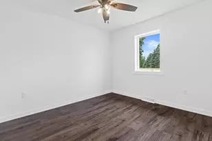 120 Ervalice Ct, Random Lake, WI 53075 - Photo 22