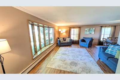 3235 S 123rd St, West Allis, WI 53227 - Photo 2