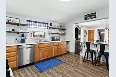 1013  20th St, Two Rivers, WI 54241 - Photo 8