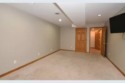 W142N9823  Amber Dr, Germantown, WI 53022 - Photo 22