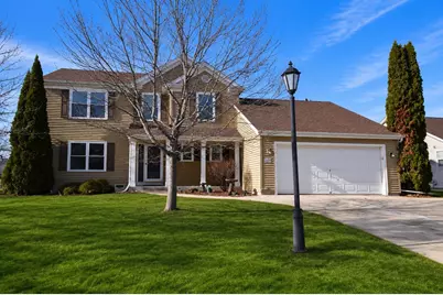 W142N9823  Amber Dr, Germantown, WI 53022 - Photo 32
