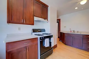 922 S 57th St, West Allis, WI 53214 - Photo 18