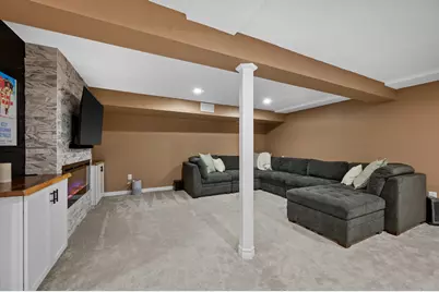 2040  Garland Ave, Waukesha, WI 53188 - Photo 26