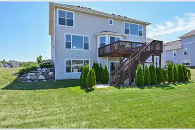 8735 S Bell Meadow Ct, Franklin, WI 53132 - Photo 40