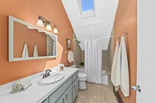 912 E Pleasant St, Milwaukee, WI 53202 - Photo 26