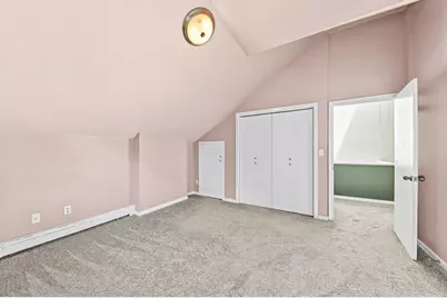 912 E Pleasant St #4, Milwaukee, WI 53202 - Photo 22