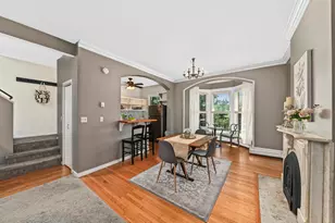 912 E Pleasant St, Milwaukee, WI 53202 - Photo 16
