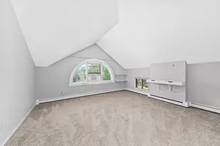 912 E Pleasant St, Milwaukee, WI 53202 - Photo 18