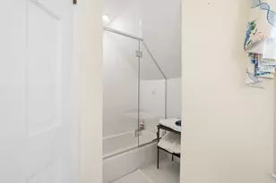10240 N Westport Cir, Mequon, WI 53092 - Photo 24