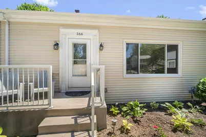 166 N 91st Pl, Milwaukee, WI 53226 - Photo 6