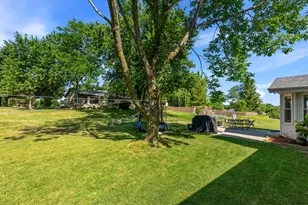 7071 S Cypress Ct, Franklin, WI 53132 - Photo 38