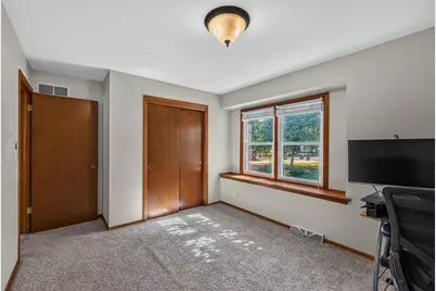 7071 S Cypress Ct, Franklin, WI 53132 - Photo 28