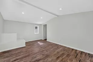 1836 W Mequon Rd, Mequon, WI 53092 - Photo 16