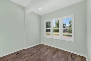 1836 W Mequon Rd, Mequon, WI 53092 - Photo 8