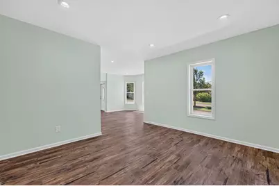 1836 W Mequon Rd, Mequon, WI 53092 - Photo 10