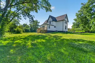1836 W Mequon Rd, Mequon, WI 53092 - Photo 34