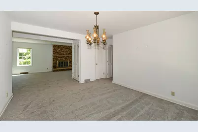3933 S 69th St, Milwaukee, WI 53220 - Photo 14