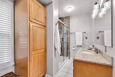 4632 N Bartlett Ave, Whitefish Bay, WI 53211 - Photo 28