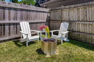 4632 N Bartlett Ave, Whitefish Bay, WI 53211 - Photo 4