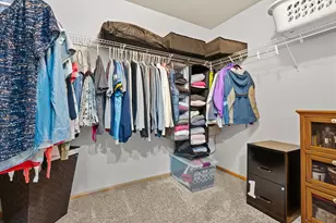 17740 W Jacob's Dr, New Berlin, WI 53146 - Photo 20