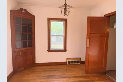 2428 W Roosevelt Dr, Milwaukee, WI 53209 - Photo 8
