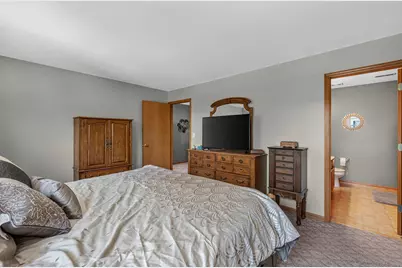 1208  Kennedy Dr, Hartford, WI 53027 - Photo 26