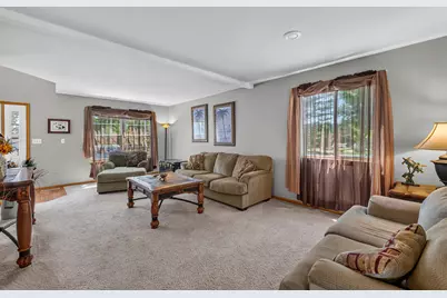 1208  Kennedy Dr, Hartford, WI 53027 - Photo 4