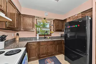 7530 S Quincy Ave, Oak Creek, WI 53154 - Photo 12