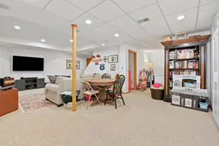 6732 S Yale Dr, Franklin, WI 53132 - Photo 24