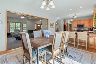 6732 S Yale Dr, Franklin, WI 53132 - Photo 10