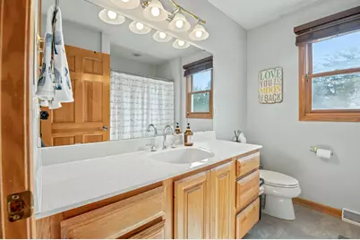 6732 S Yale Dr, Franklin, WI 53132 - Photo 20