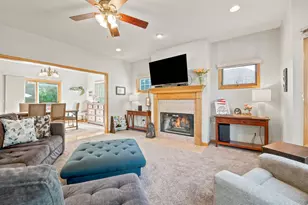 6732 S Yale Dr, Franklin, WI 53132 - Photo 6