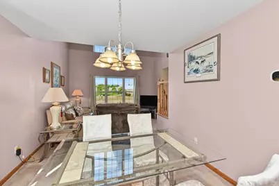 7916  Whitetail Dr, Racine, WI 53406 - Photo 8