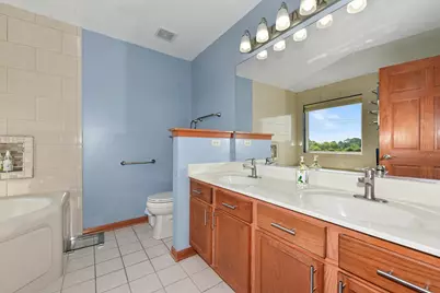 7916  Whitetail Dr, Racine, WI 53406 - Photo 24