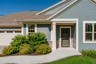 N55W35032 Coastal Ave, Oconomowoc, WI 53066 - Photo 6