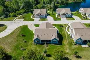 N55W35032 Coastal Ave, Oconomowoc, WI 53066 - Photo 46