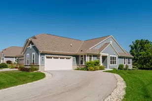 N55W35032 Coastal Ave, Oconomowoc, WI 53066 - Photo 2