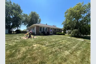545 E Estates Pl, Oak Creek, WI 53154 - Photo 42