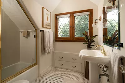 5244 N Shoreland Ave, Whitefish Bay, WI 53217 - Photo 34