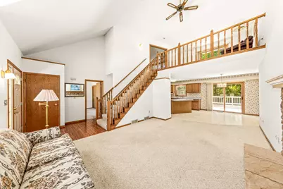 8899 S Patricia Blvd, Oak Creek, WI 53154 - Photo 4