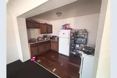2208 W Locust St, Milwaukee, WI 53206 - Photo 36
