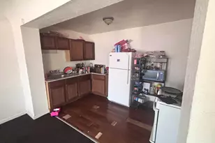 2208 W Locust St, Milwaukee, WI 53206 - Photo 36