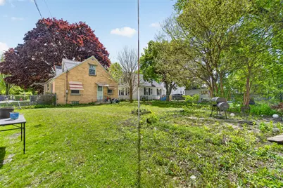 8601 W Melvina St, Milwaukee, WI 53222 - Photo 6