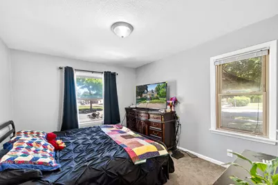 8601 W Melvina St, Milwaukee, WI 53222 - Photo 14