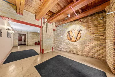 904 E Pearson St #115, Milwaukee, WI 53202 - Photo 22