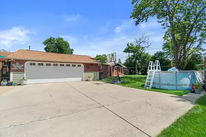 3250 S 105th St, West Allis, WI 53227 - Photo 34