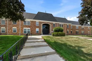 2101 Chateau Ct, Grafton, WI 53024 - Photo 22